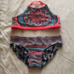 Swimming suit